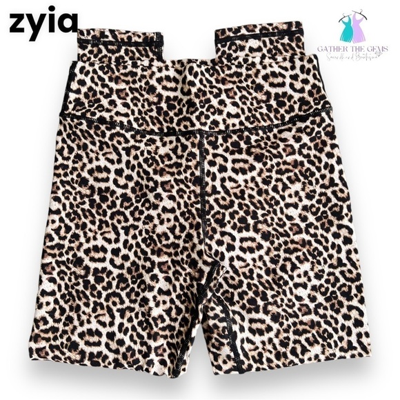 Zyia Leopard Brilliant Scrunchy What Hi-rise 7/8 Leggings - Picture 3 of 7